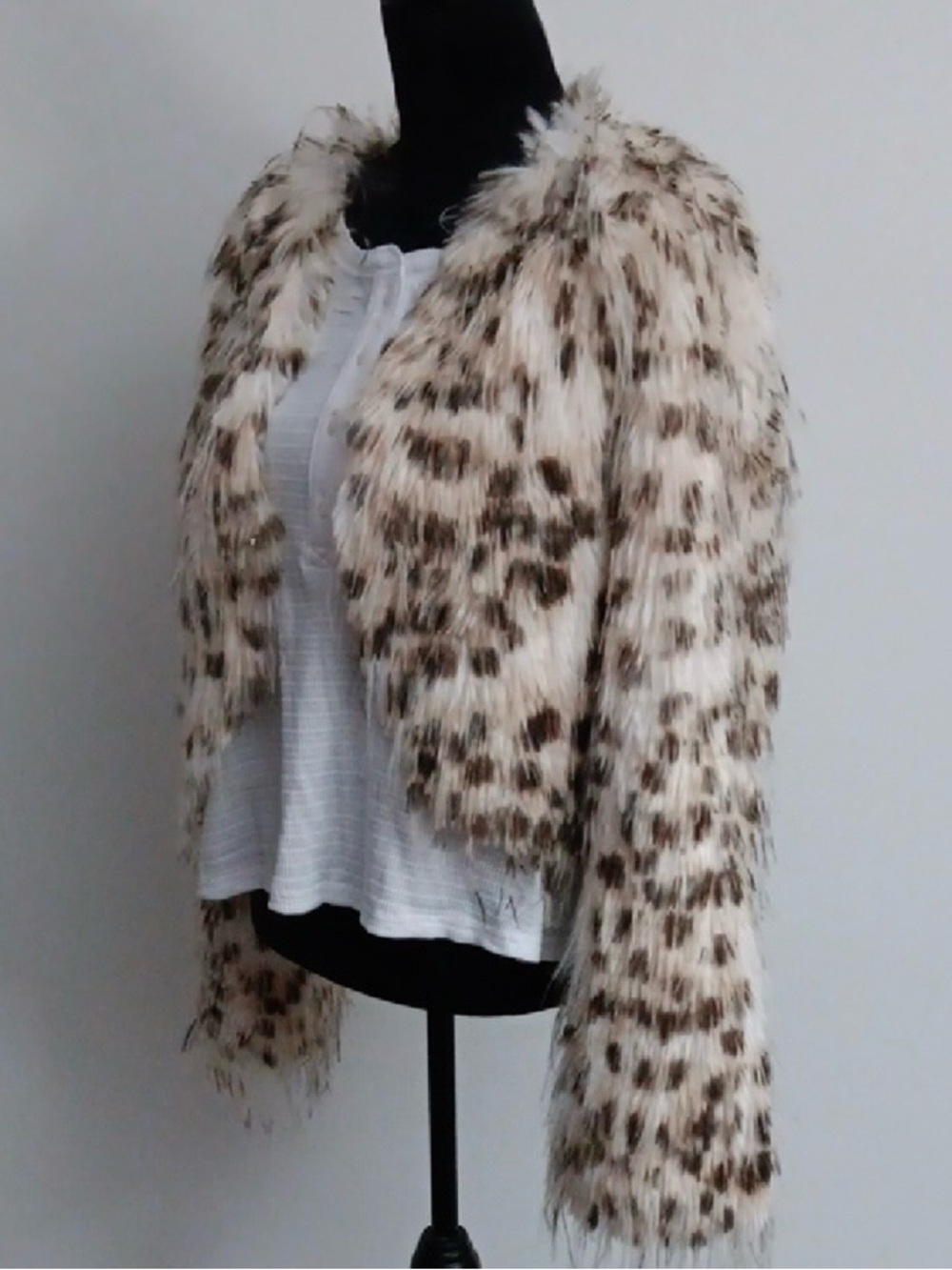 Leopard-Print Teddy Jacket in Cream and Brown